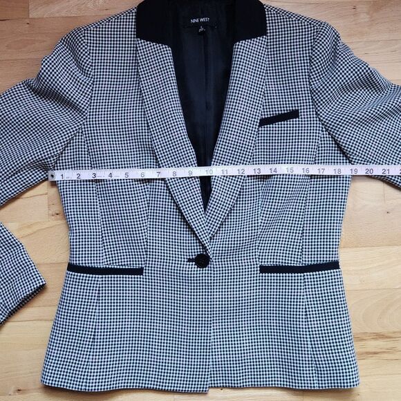 Nine West Black & White Blazer, Size 6 - Picture 3 of 9
